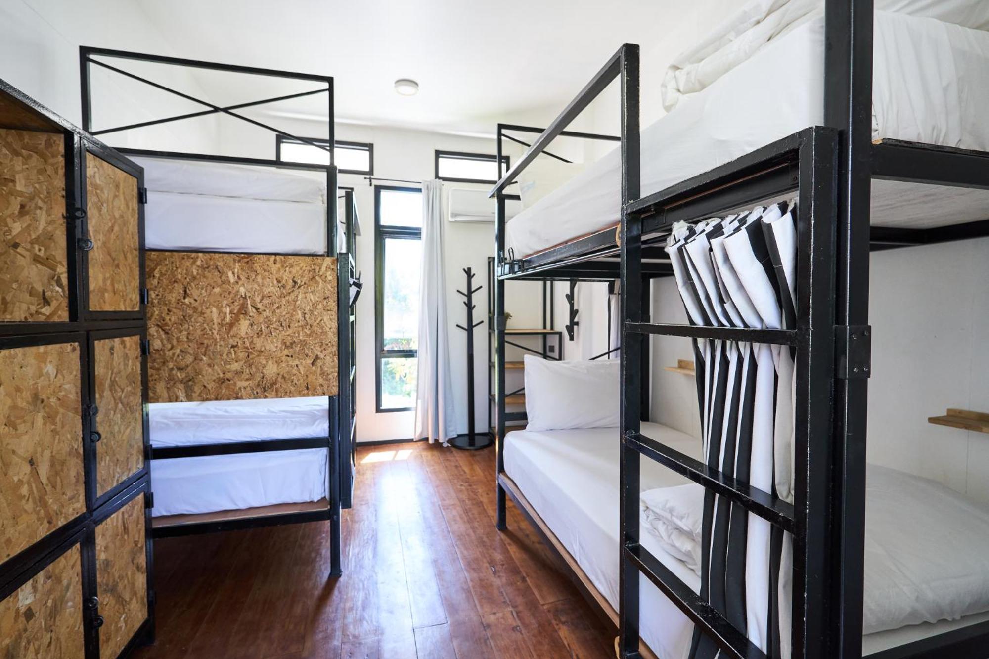 Sherloft Home & Hostel Chiang Mai Exteriör bild
